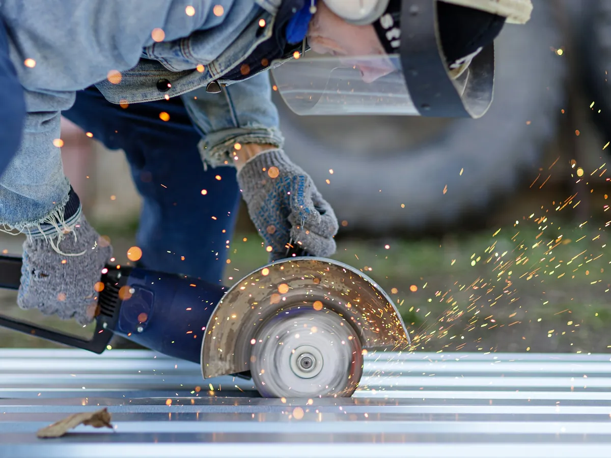 5 in. Concrete Grinder with Dust Extractor